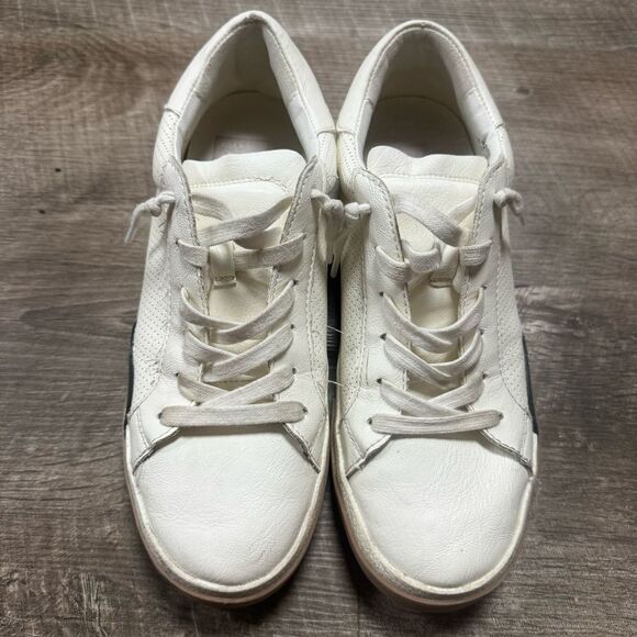 DV Dolce Vita Harryson White Fashion Sneakers Size 9 - Picture 1 of 10